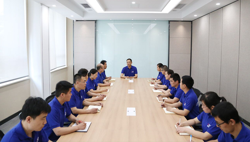 專業(yè)的管理團(tuán)隊(duì)